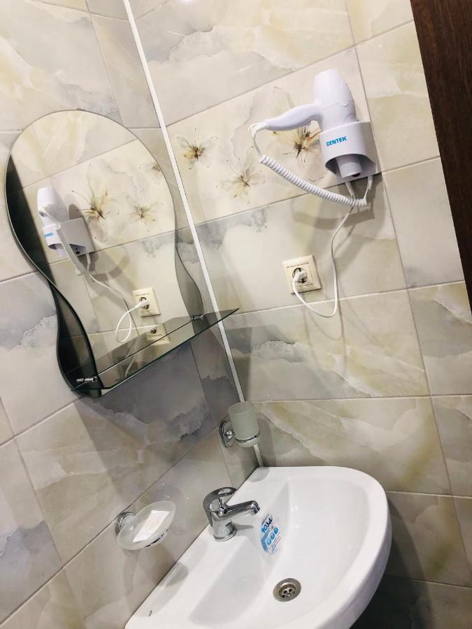 Гостевой Дом Анаит Hotel Pitsoenda Buitenkant foto